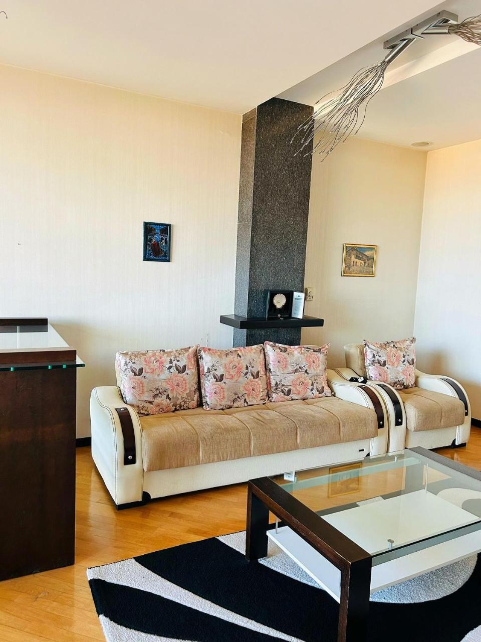 Sunday Hotel Baku Exteriör bild