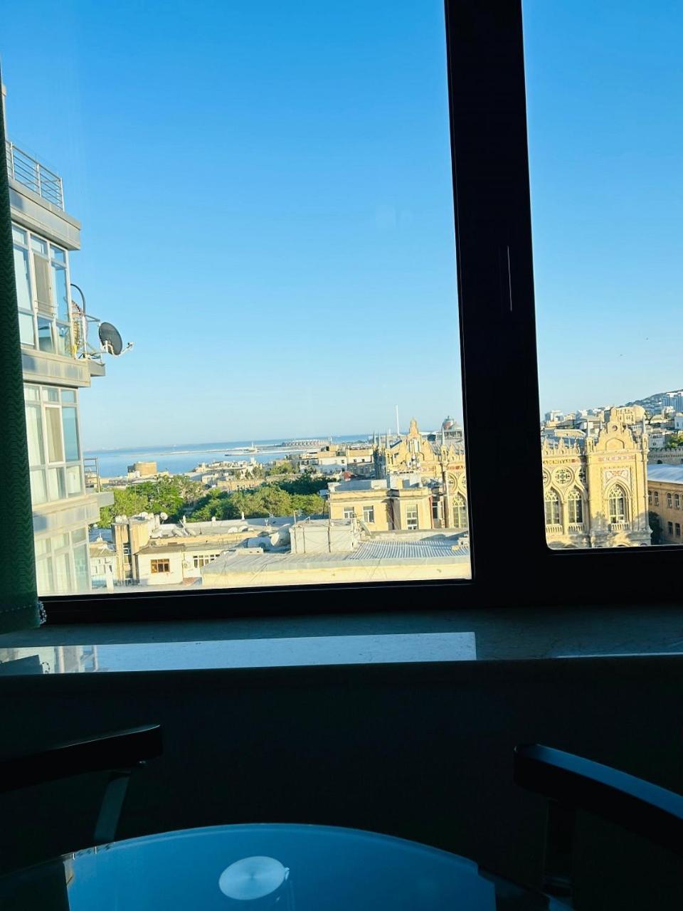 Sunday Hotel Baku Exteriör bild
